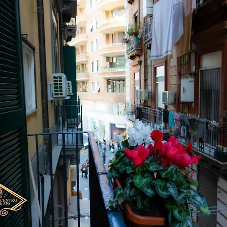Napoli Centro Suite e Spa-2